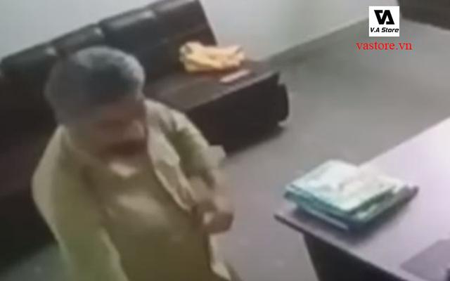 Principal of Karachi School Caught Displaying Inappropriate Behavior in Viral Video