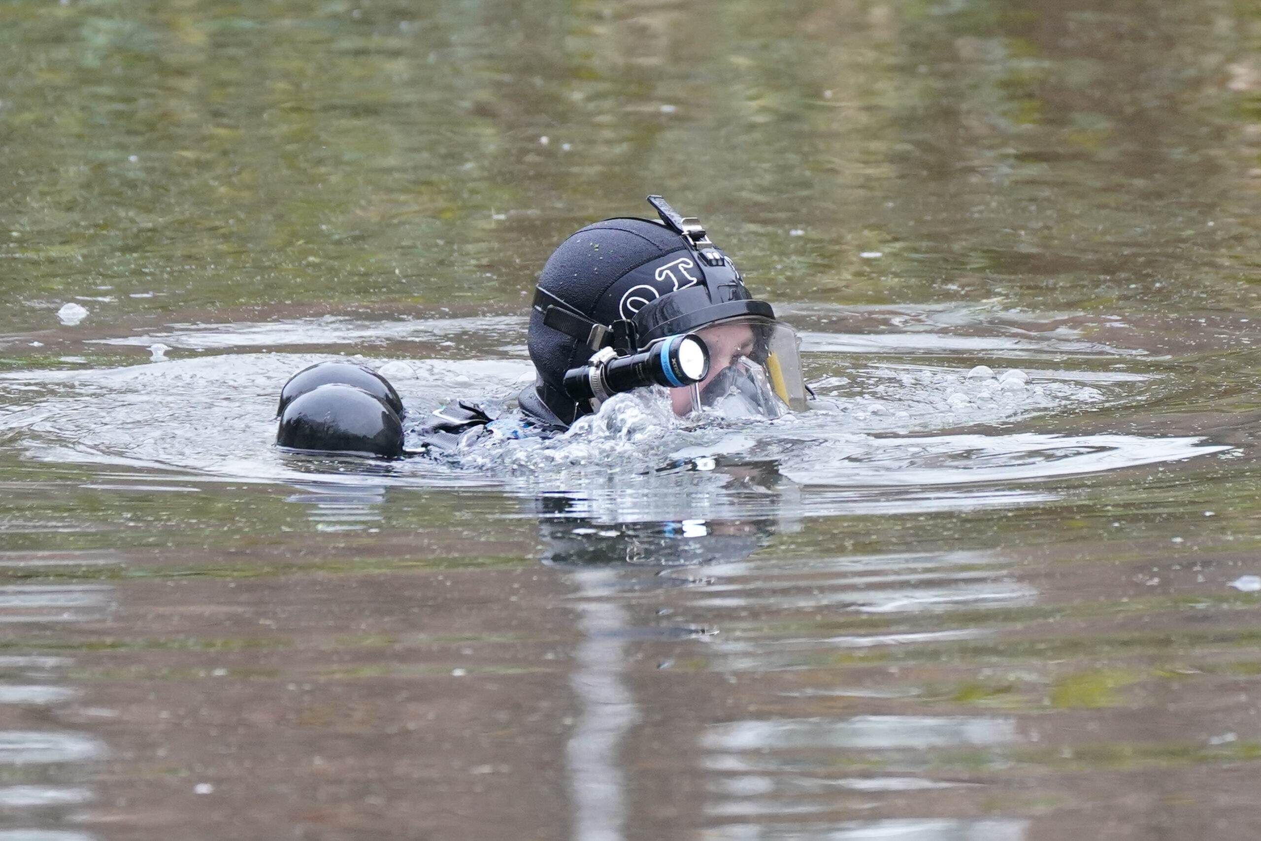 police divers river wensum wensum 866497065 scaled